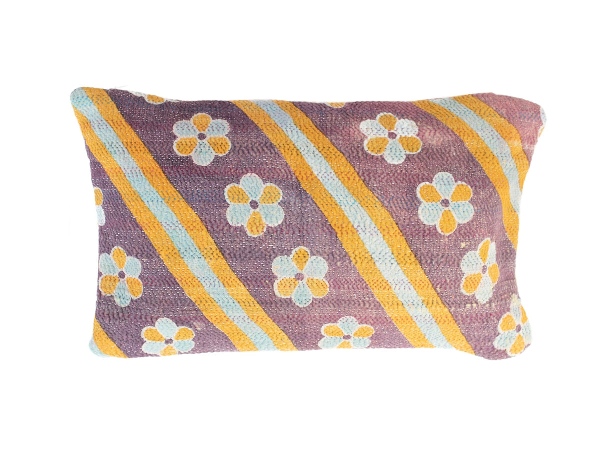 Unique sari pillowcase in 30x50 cm with colorful orange and white pattern, oriental flowers/ornaments and sari pillow look in bohemian style (Indian, vintage/upcycled)