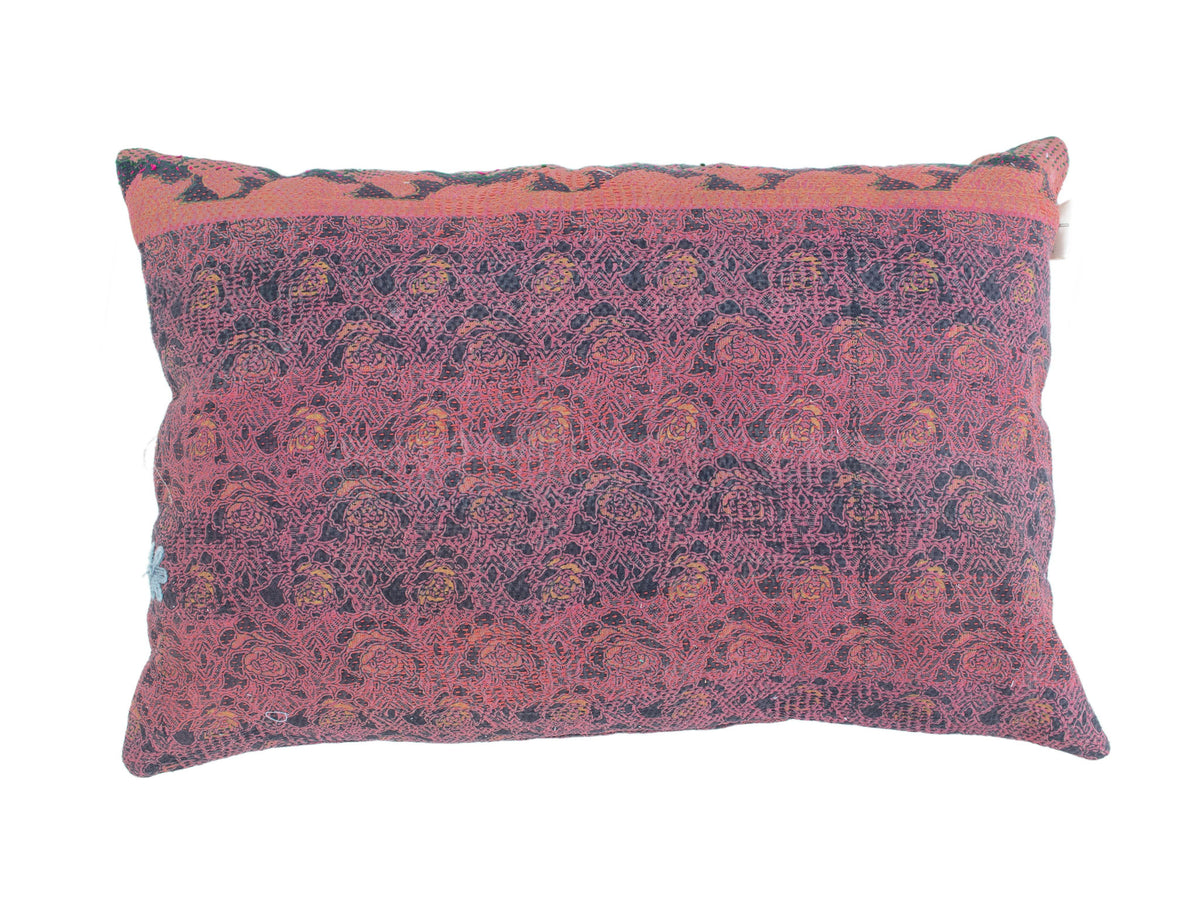 Sari pillowcase 60x40 with green and cream colors, orange flowers and geometric pattern in vintage boho style - Indian upcycled sari pillow/ethnic pillow.