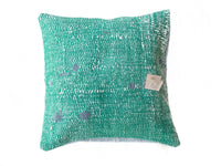 Sari pillowcase 50x50 in turquoise/green with white structured pattern and gray floral details - Indian vintage boho pillow, unique sari pillow.