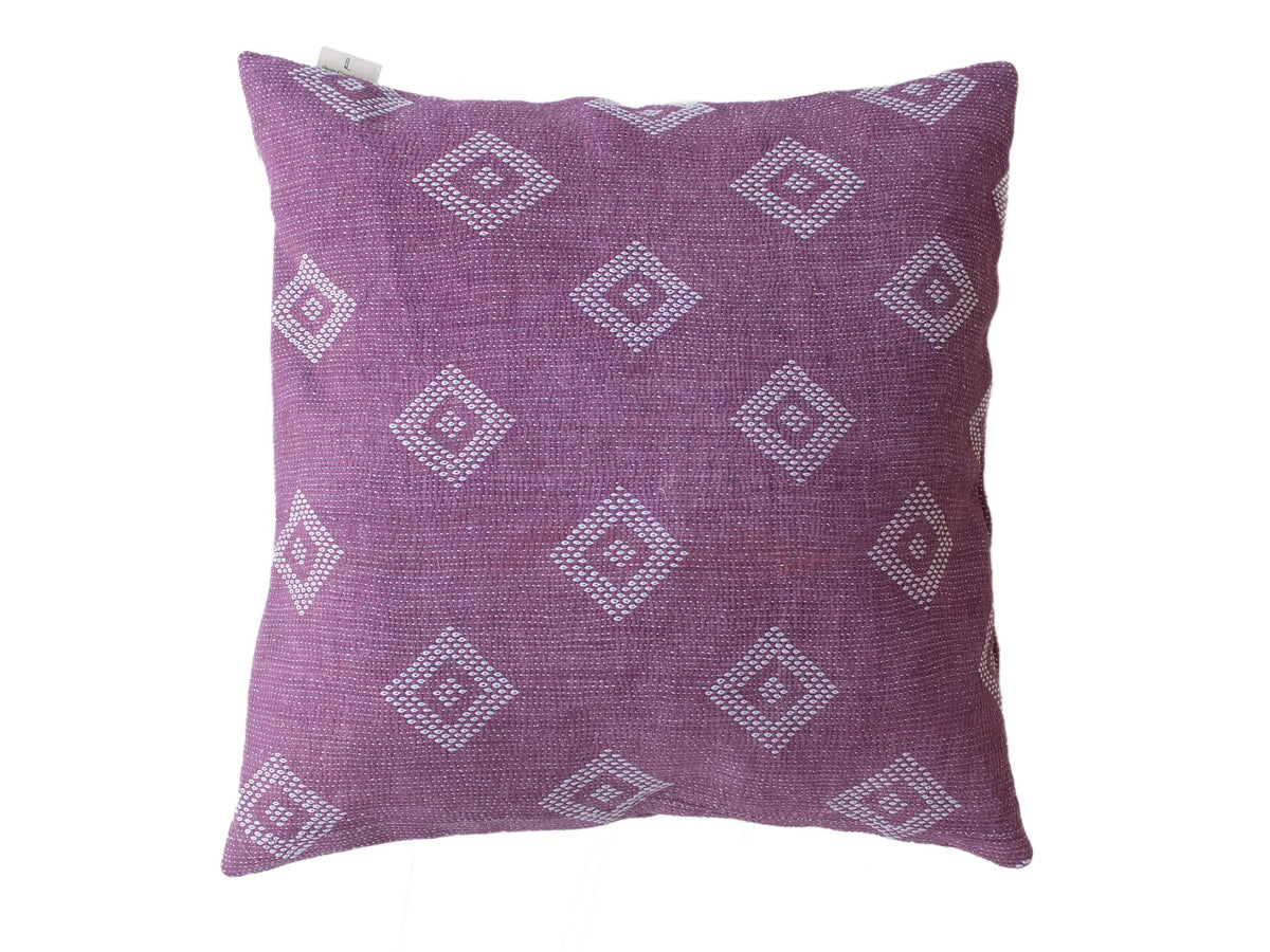 Sari pillowcase 50x50 in purple and purple-lavender with colorful boho bohemian patterns and sequin embroidery, Indian vintage sari pillow/ sari cushion in unique ethnic design