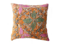 Einzigartiger Suzani-Kissenbezug als Sari-Kissen mit farbenfroher orientalischer Stickerei in Orange, Schwarz, Lila und Grün, Boho-Stil, 50x50 cm.